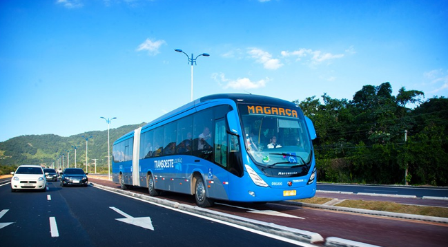 prioridade para o transporte coletivo